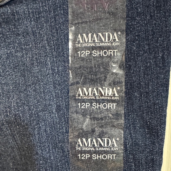 Gloria Vanderbilt Women's Amanda Slimming Jeans 12P - Picture 8 of 12
